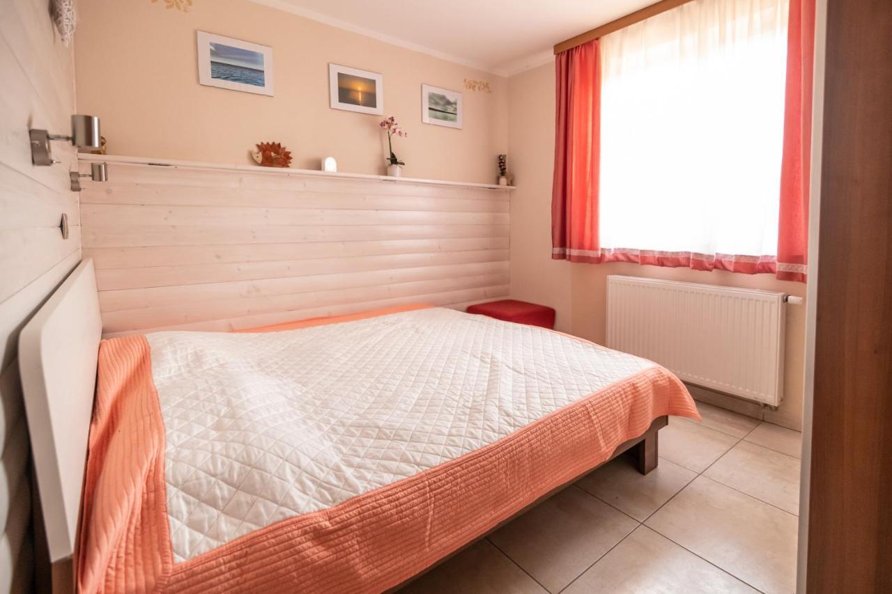 Holiday Home Razglednik Логатец Экстерьер фото