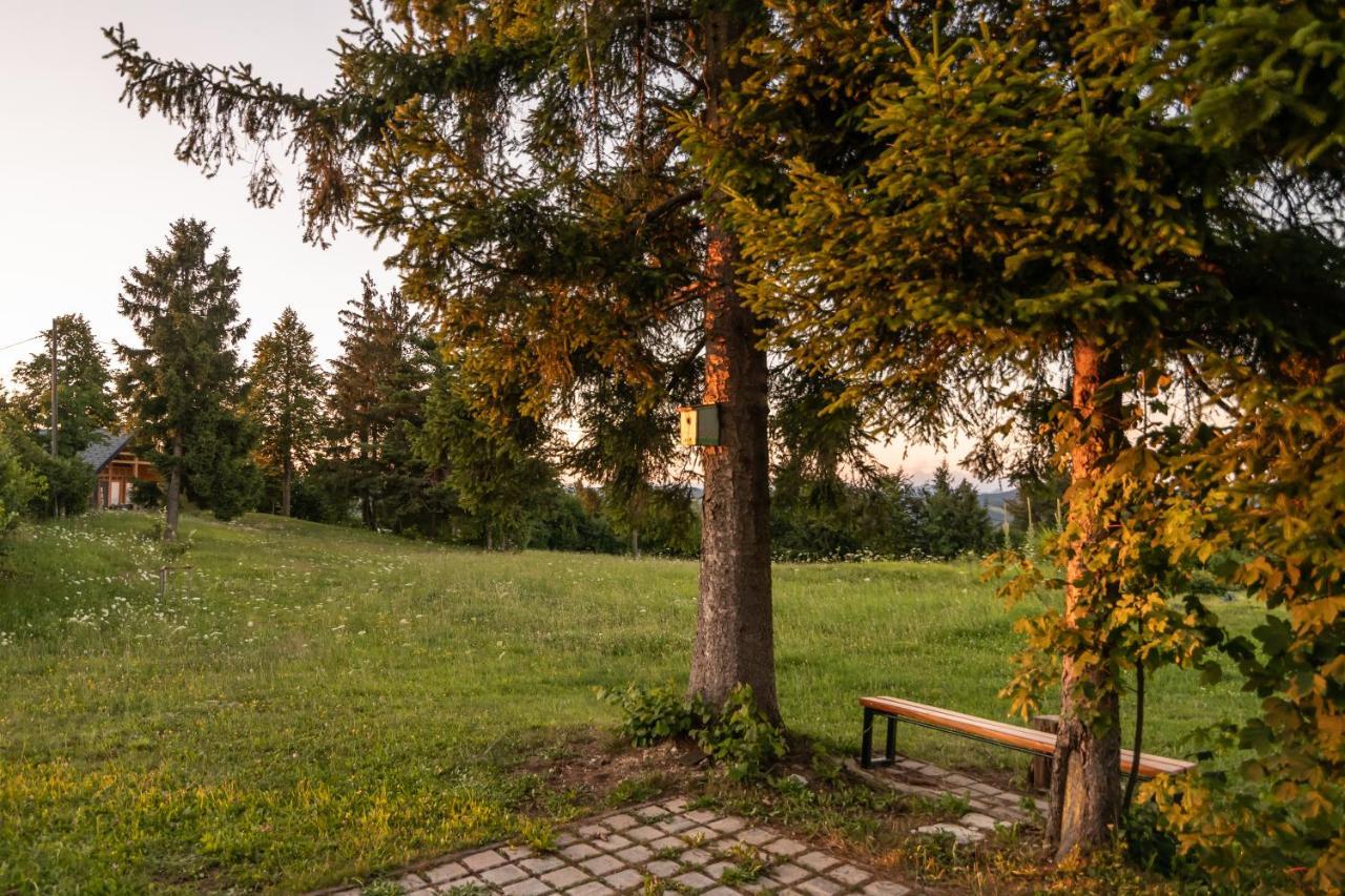Holiday Home Razglednik Логатец Экстерьер фото