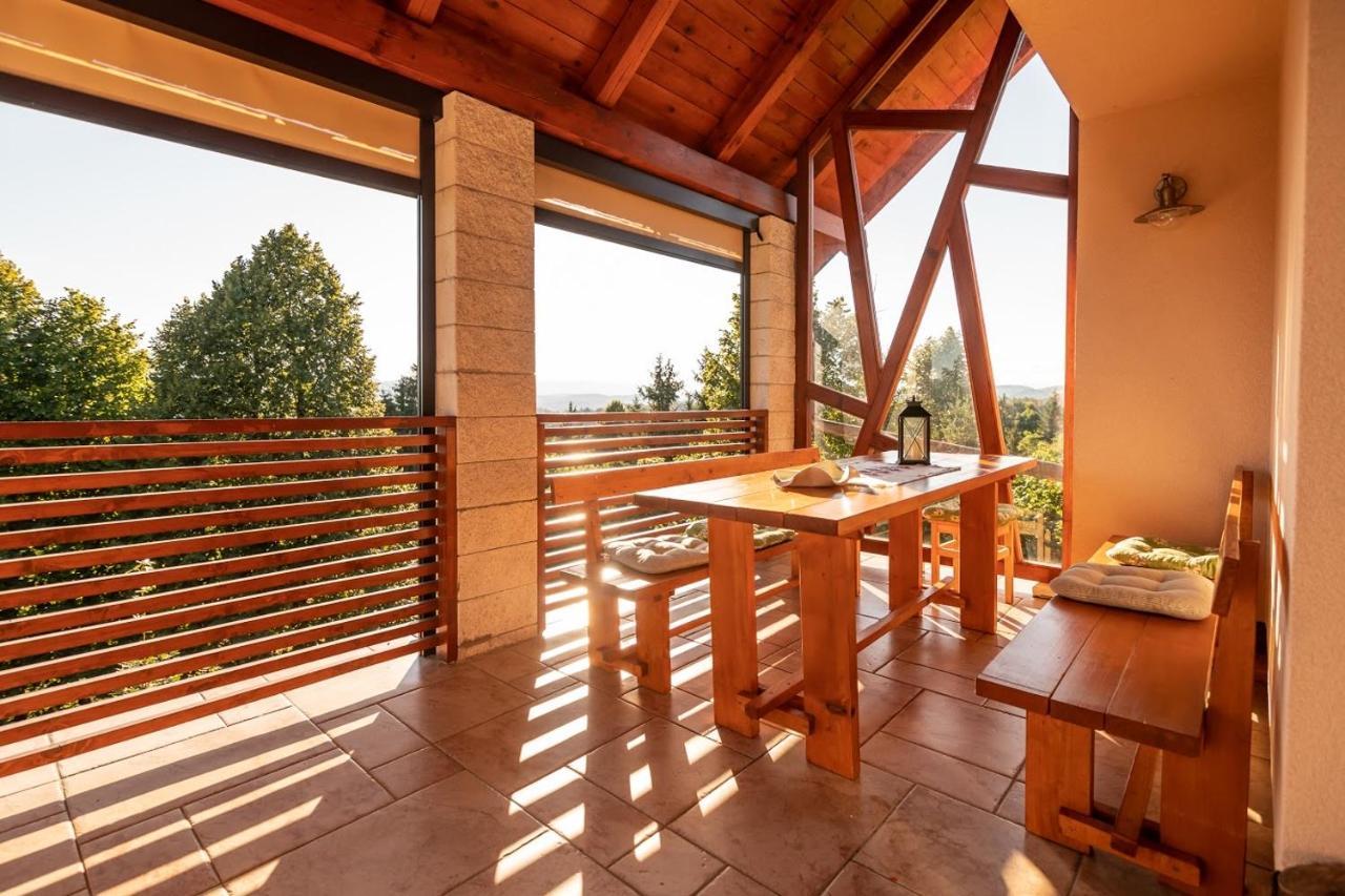 Holiday Home Razglednik Логатец Экстерьер фото