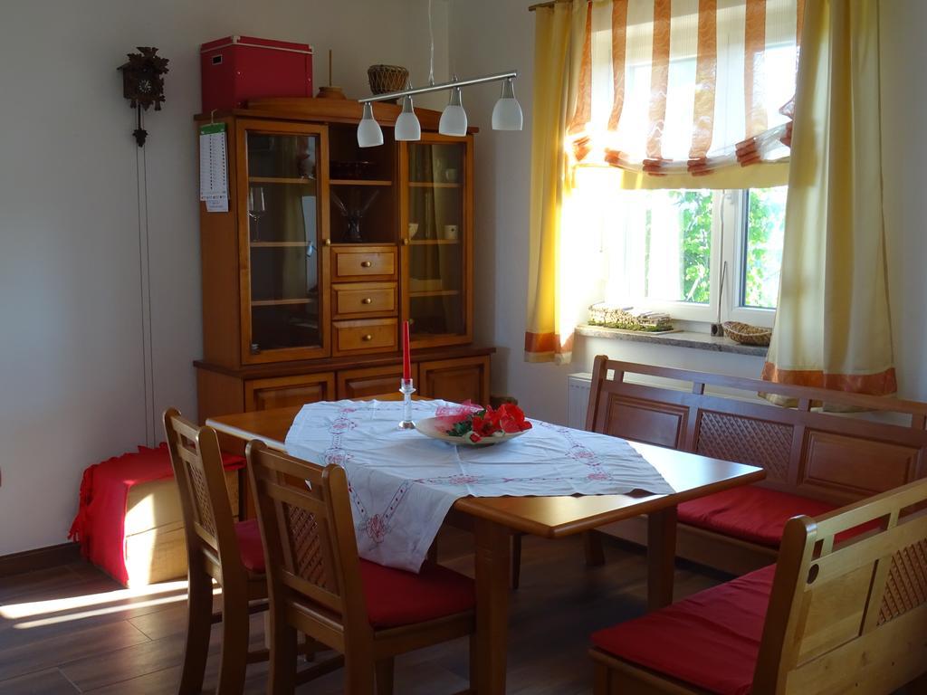 Holiday Home Razglednik Логатец Экстерьер фото